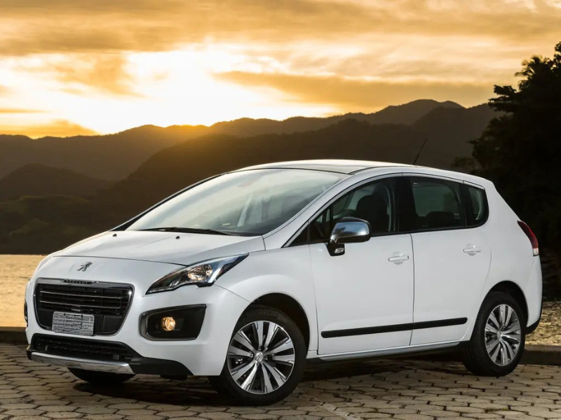 Peugeot 3008 с кемпинг-комплектом