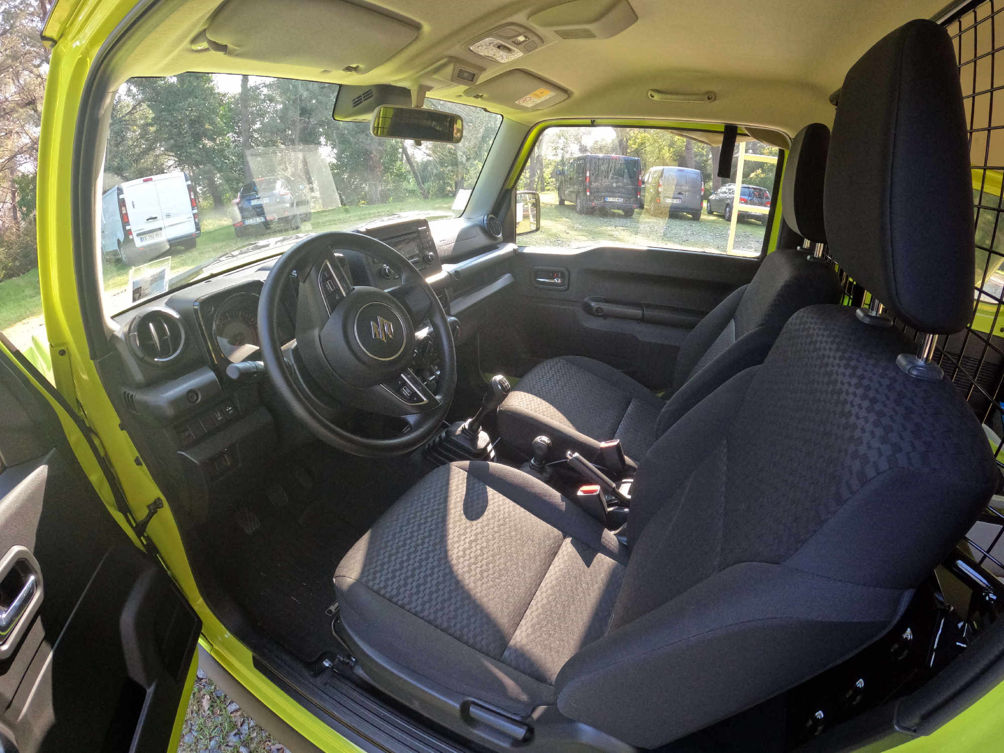 Салон Suzuki Jimny